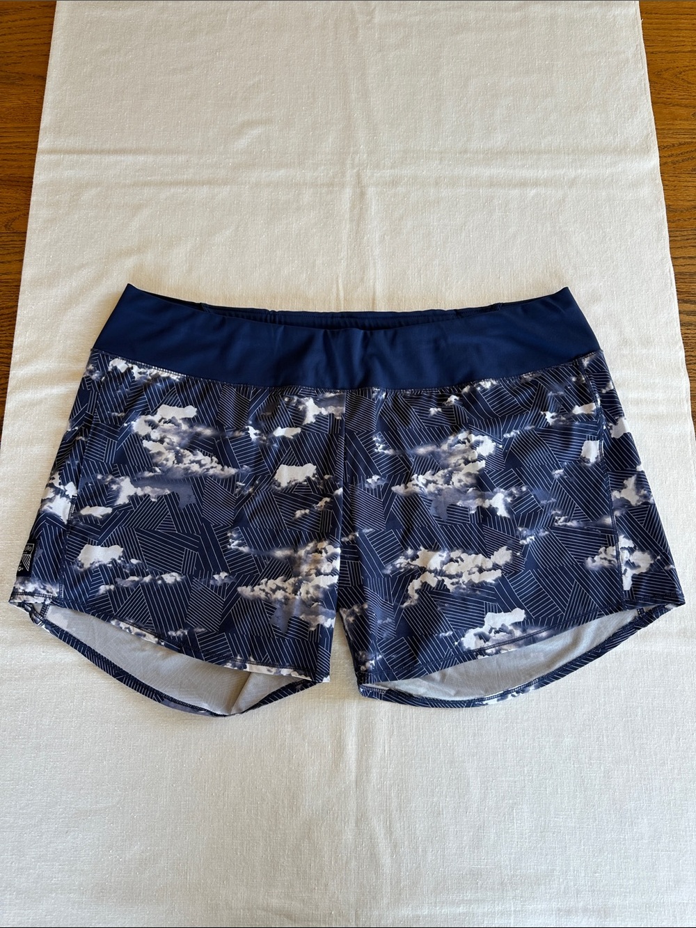 oiselle Long Roga Shorts 16/18 Cirrus